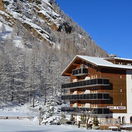 Ski-In/Ski-Out Hotel Sport Saas-Almagell Kültér fotó