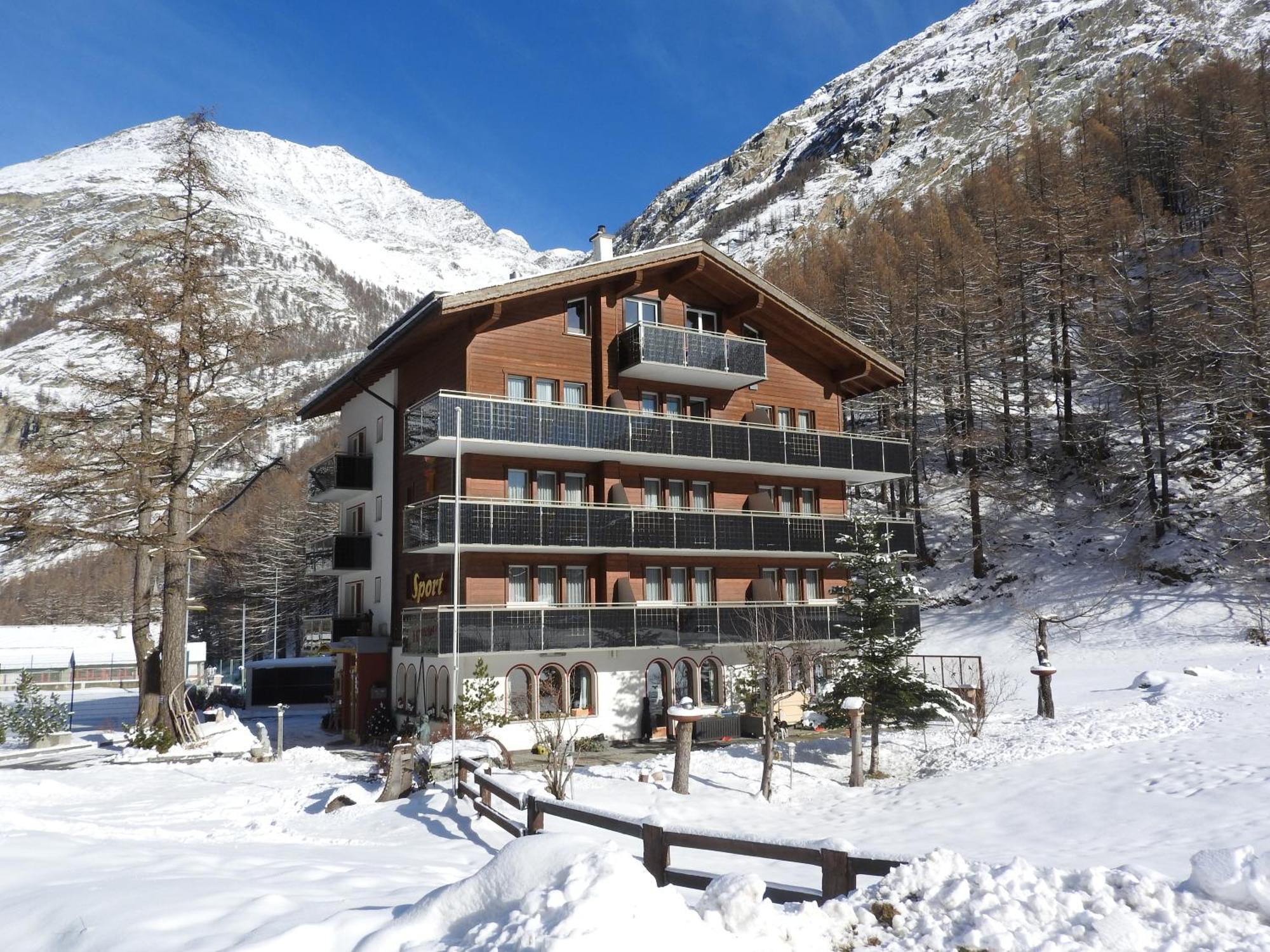 Ski-In/Ski-Out Hotel Sport Saas-Almagell Kültér fotó