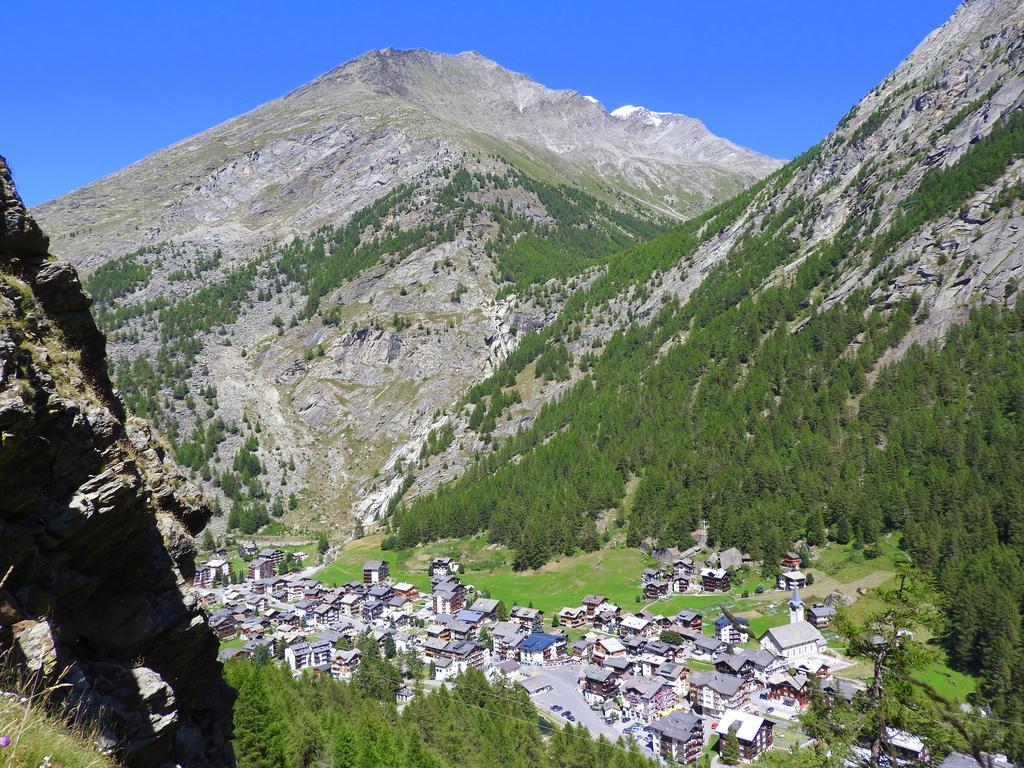 Ski-In/Ski-Out Hotel Sport Saas-Almagell Kültér fotó
