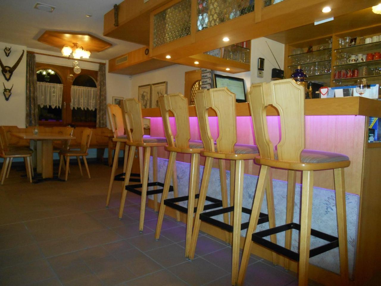 Ski-In/Ski-Out Hotel Sport Saas-Almagell Kültér fotó